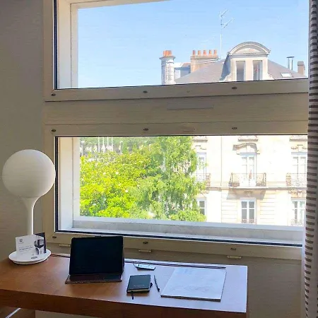 Otel La Perouse Nantes