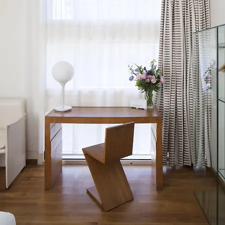 La Pérouse Hotel 4*