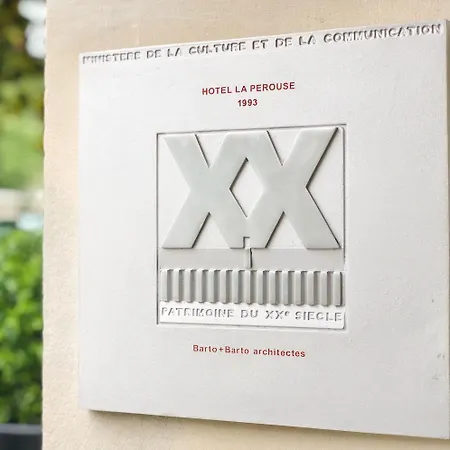 ラ ペルーズ ホテル 4*