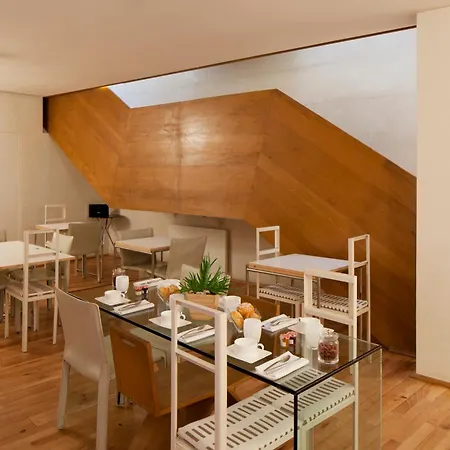 Hotel La Perouse Nantes