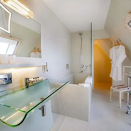 La Perouse Hotell Nantes