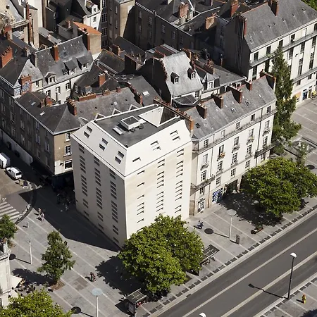 Hotel La Pérouse 4*