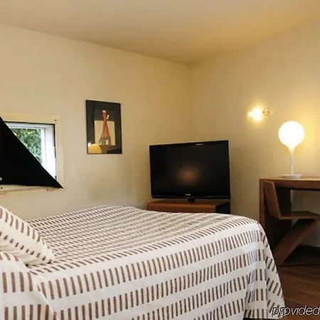 La Pérouse Hotel