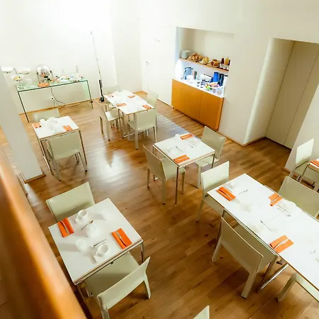 La Pérouse Hotel 4*
