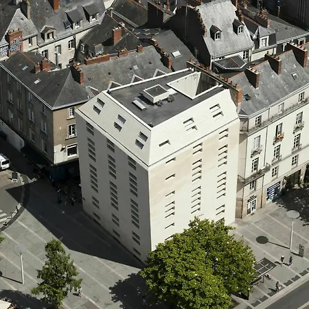 Hotel La Pérouse 4*