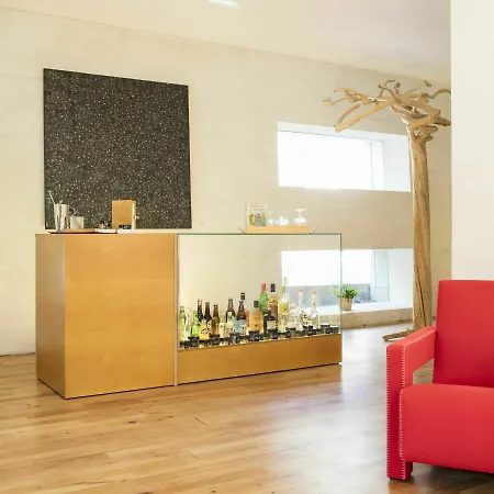 La Pérouse 4* Nantes