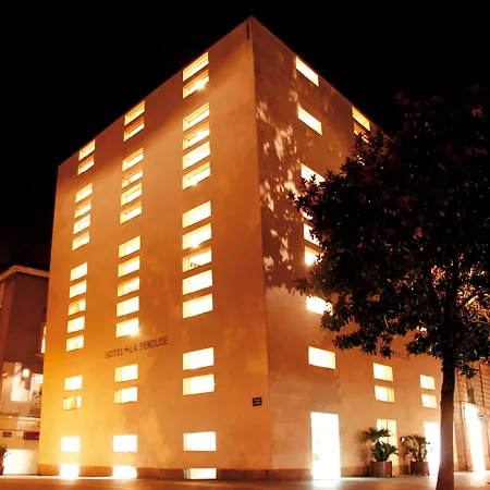 La Perouse 4*