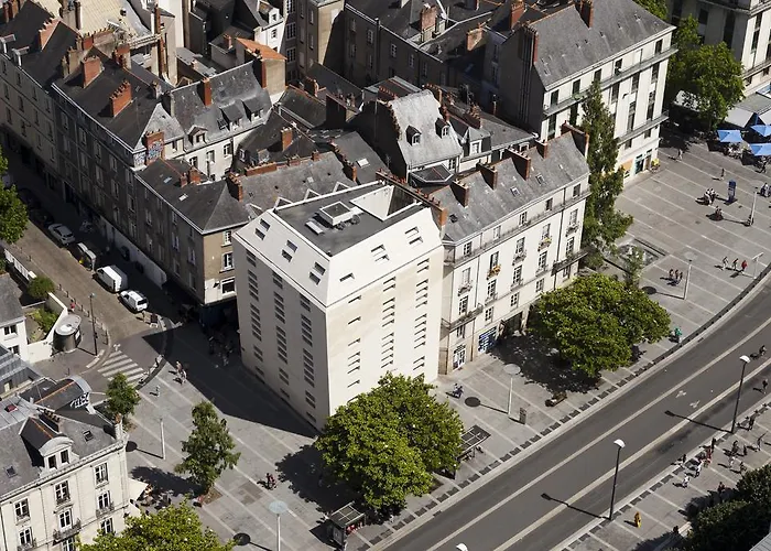 Hotel La Pérouse 4*